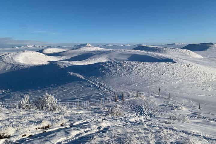 Private: Lake Myvatn & Godafoss Waterfall tour from Akureyri 