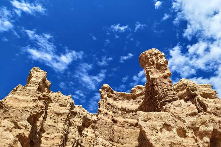 טיול יום לאגם קולה סאי / קאינדי / קניון צ'ארין (בחרו 2 מתוך 3 הנופים)