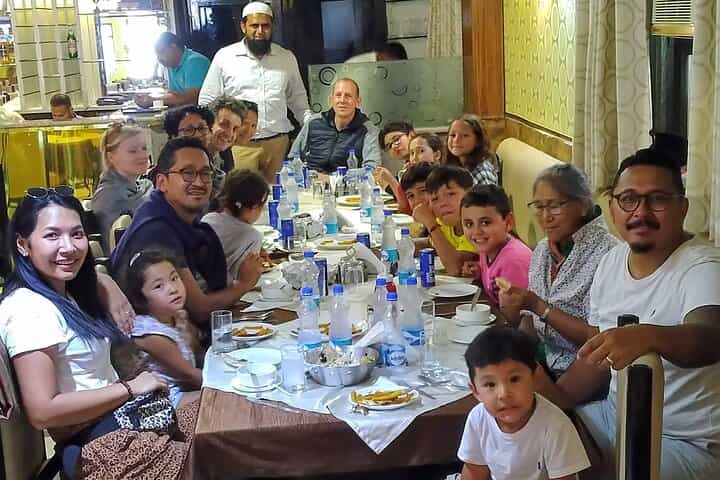 Agra Shopping Tour with Guide