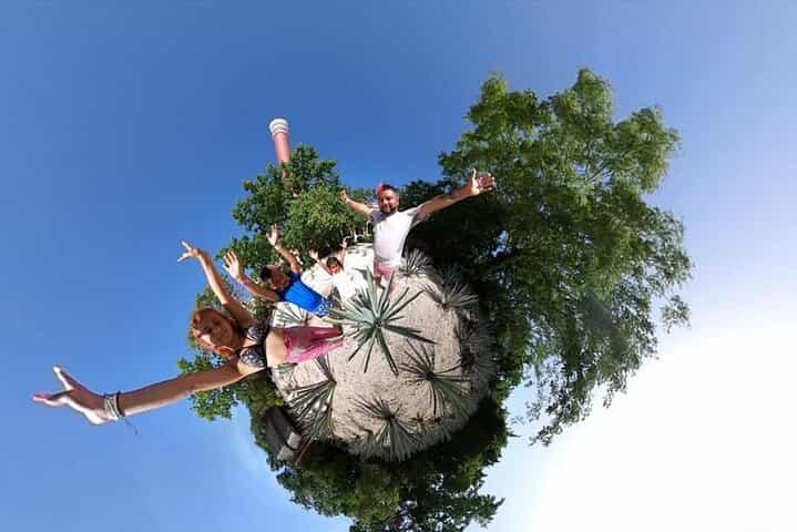 אקסקרט פלוס גלו היסטוריה, תרבות עם מסעדת בופה מקנקון.