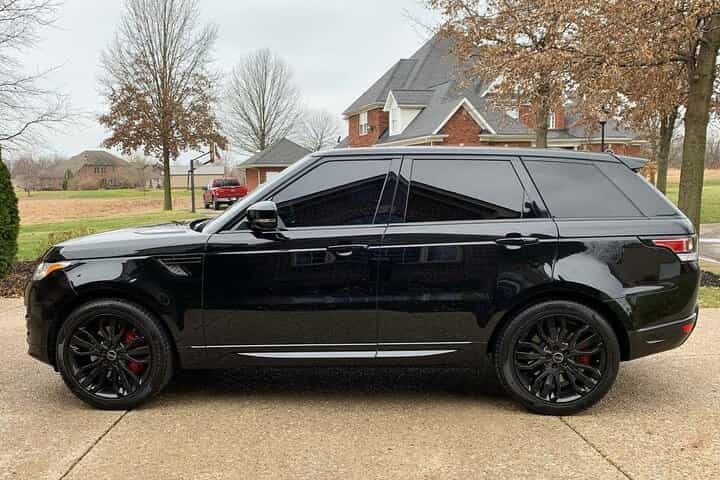 Chauffeured Elegance: Amman Full-Day Range Rover Experience