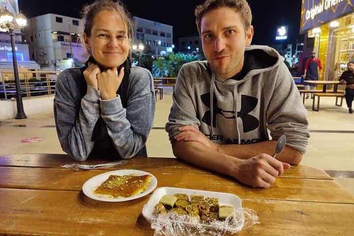 סיור הליכה באקבה: היסטוריה, תרבות ואוכל