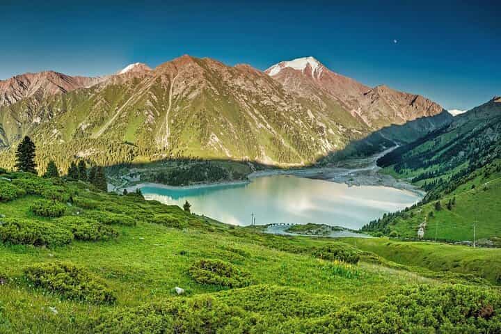 סיור פרטי באגם אלאמטי הגדול