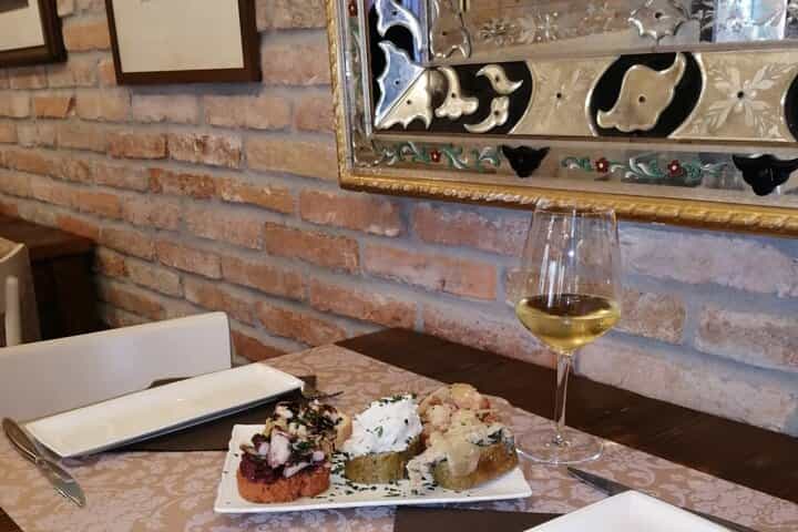 טעמים ומסורות מזון של האיים בוונציה: מוראנו, בוראן וטורצ'לו