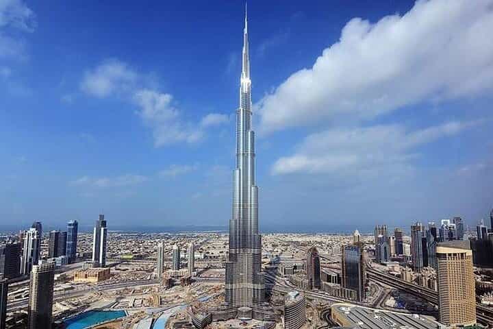 חבילת טריו דובאי: סיור בעיר, ספארי במדבר ושיט דאו