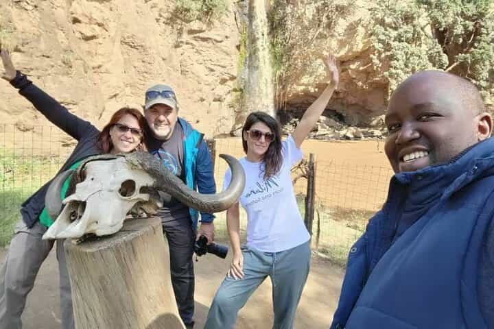 4 ימים של ספארי במאסאי מארה ואגם נקורו באיכות בינונית-יוקרתית