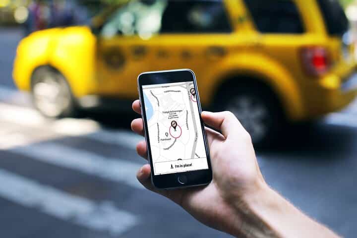 Catch the killer in Budapest- Outdoor Murder Mystery