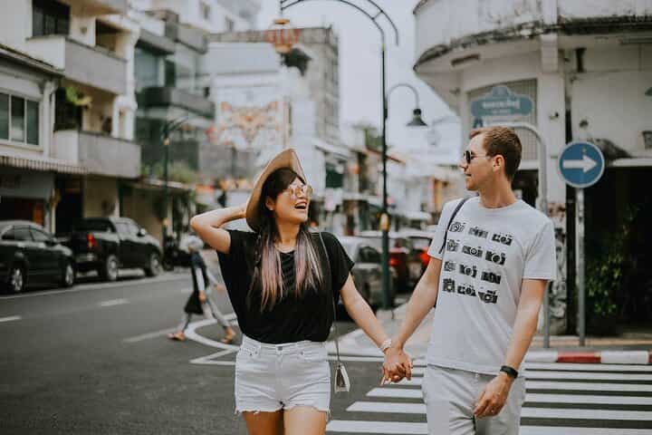 חווית ערב קברט מכשפת בפוקט (פרטית וכוללת הכל)