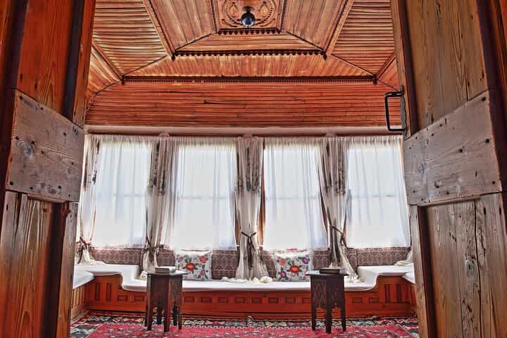 Captivating Mostar - Private Walking Tour for Couples