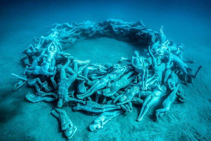 פעילות צלילה חופשית של שעתיים במוזיאון אטלנטיקו.