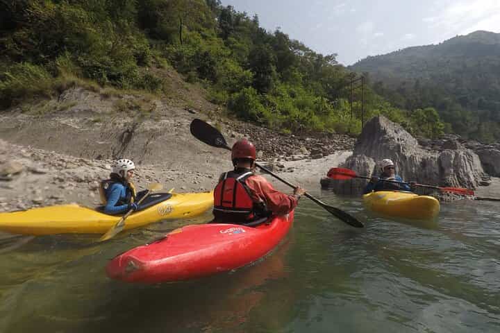 Kayak lessons in Rishikesh