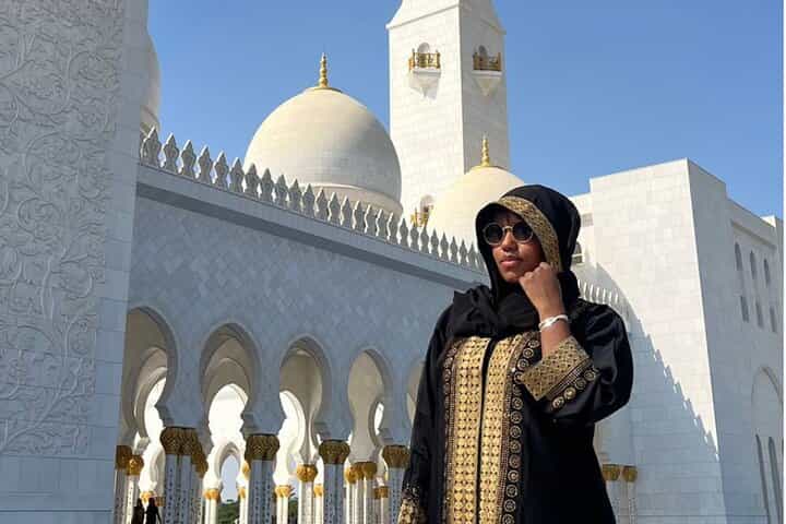 Capital Highlights: Full-Day Abu Dhabi Tour