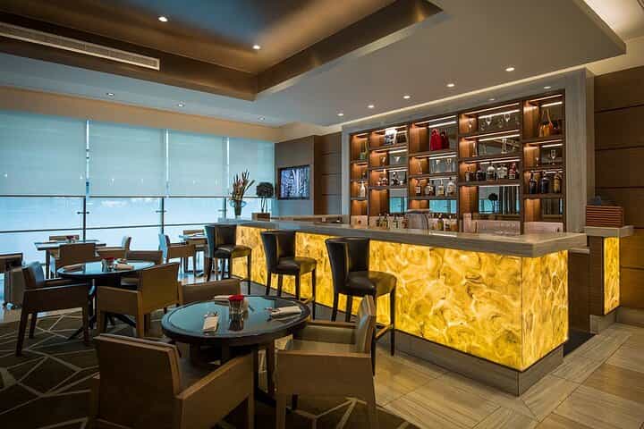 גישה לטרקלין ה-VIP בנמל התעופה הבינלאומי דובאי (DXB) T3/T1/T2