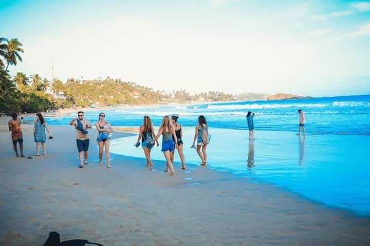 סיור פרטי מעגלי של 11 ימים כולל רכב ונהג