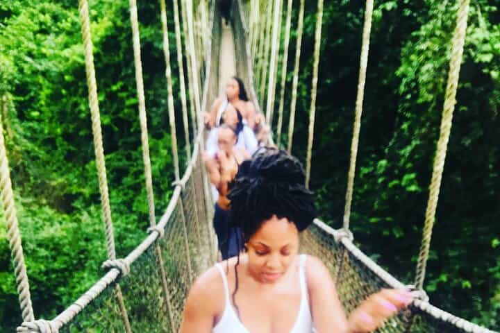 עקרא לאסין מנסו נהר העבדים, היסטוריה שחורה והרפתקה גדולה