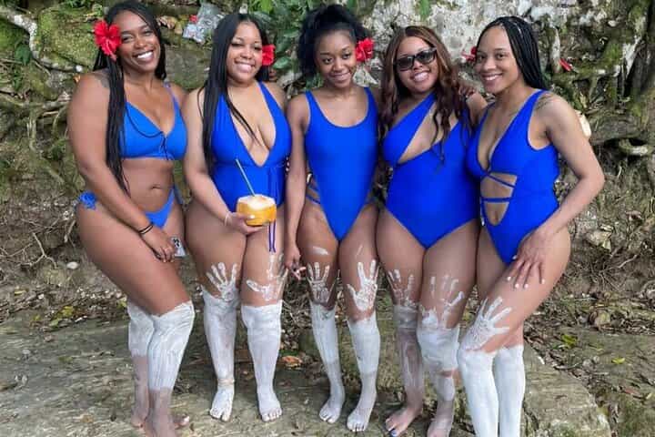 חתירה בסירה מקנה עם מסאז' ידיים ורגליים מאבן גיר ממונטגו ביי