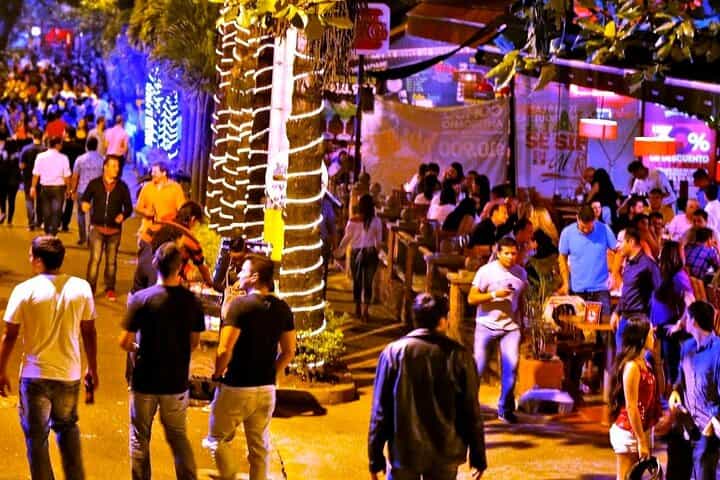 Night Tour Medellín: Fondas, Viewpoints & City Lights Experience