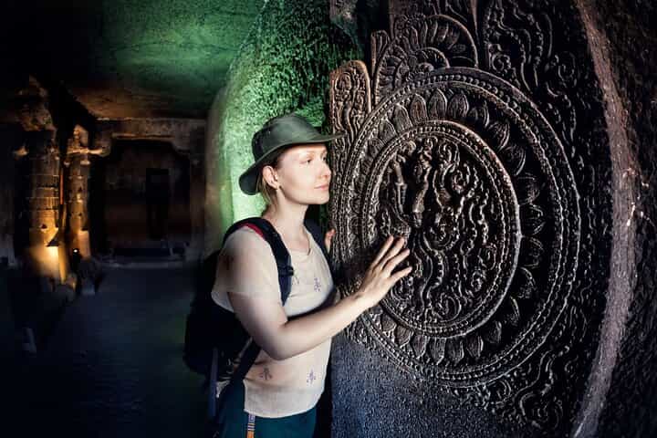 Altamira Museum - Private Tour through Historical Santillana 