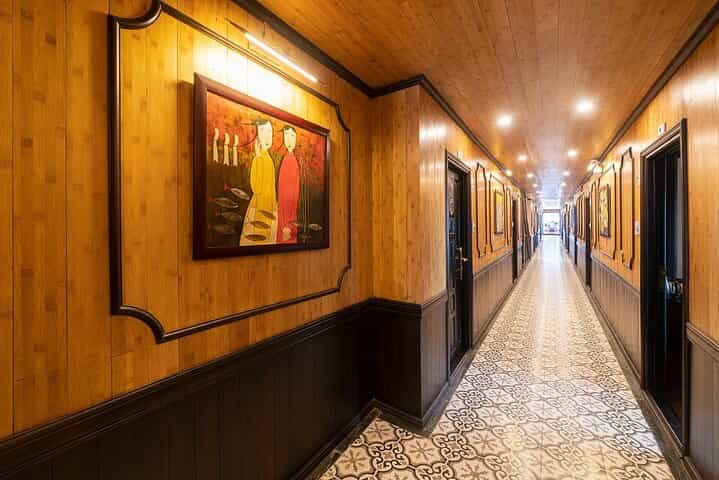 שיט ארקדיז במפרץ האלונג של שלושה ימים מהנוי