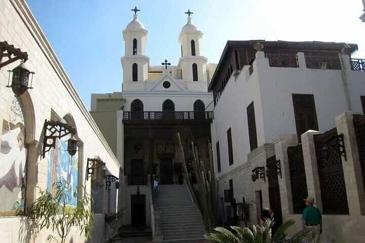 סיור יומי לקהיר העתיקה ביקור בבית הכנסת בן עזרא