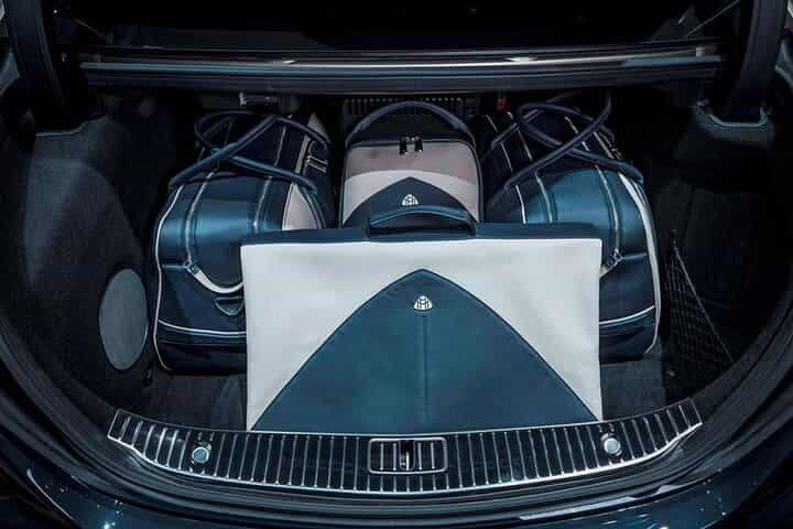 רכב יוקרה פרטי מנמל התעופה ניס NCE למרכז העיר ניס