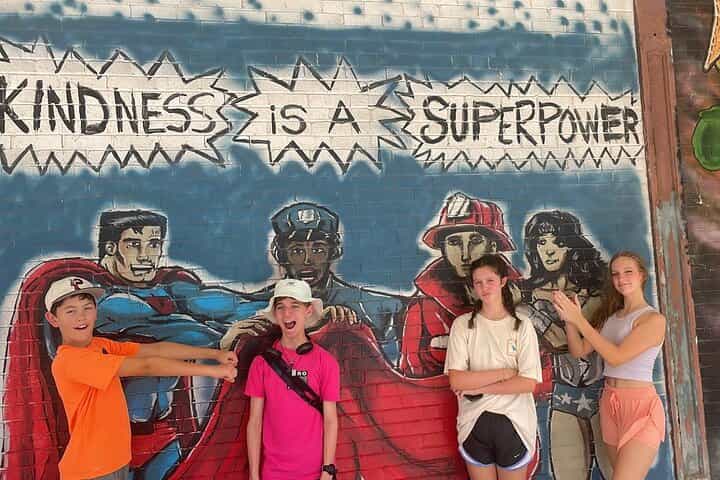 חיפוש האוצרות החיות בלקוניה