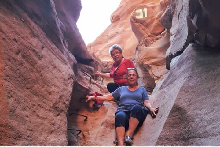 מסלול ג'יפים וטיול רגלי ק.private בן חצי יום בקניון האדום