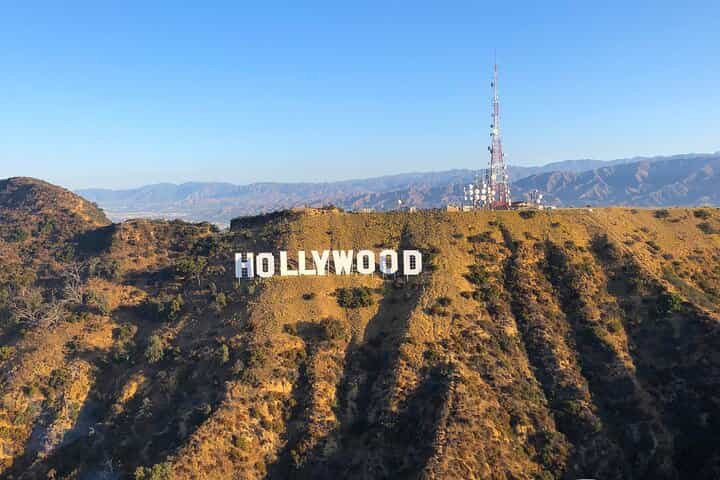 Hollywood Sign and Coast 35-Minute Helicopter Tour in Los Angeles