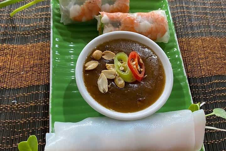 Experience Local Market Tour with Cooking Class in Hoi An