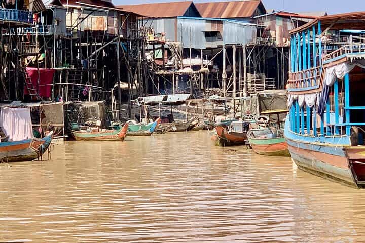 Siem Reap Airport Transfer & Floating Village By Private Taxi 