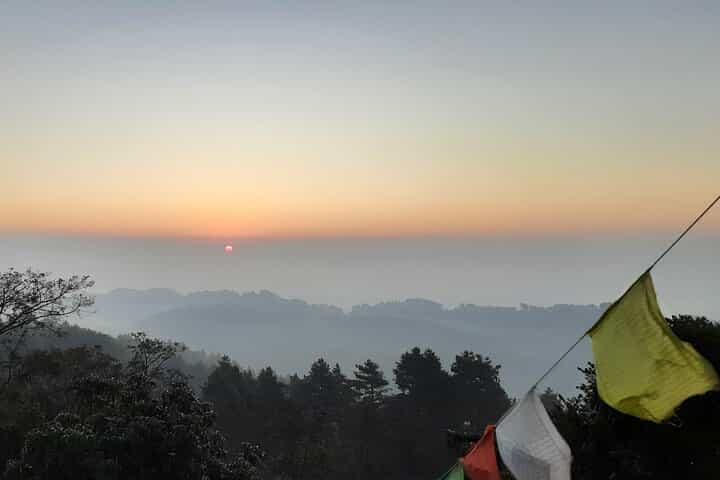 Himalayan Sunrise in Nagarkot & Changu Day Hike from Kathmandu