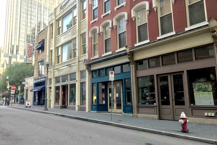 Pittsburgh’s Private Family Treasures: Urban Adventure Tour