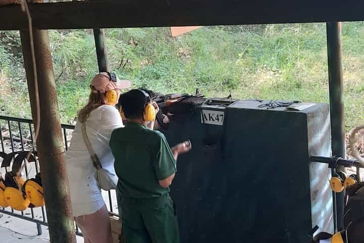 Standard 2 Days packages tour: Cu Chi Tunnels & Mekong Delta 