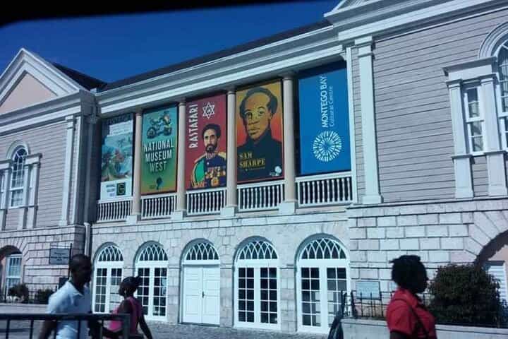 סיור במונטגו ביי עם מדריך טיולים