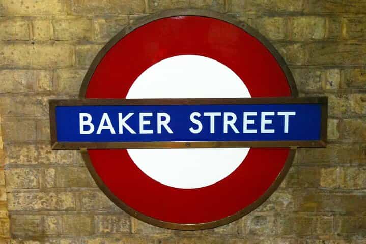 SHERLOCKTRAIL: A Sherlock Holmes Mystery (Self-Guided Walk)