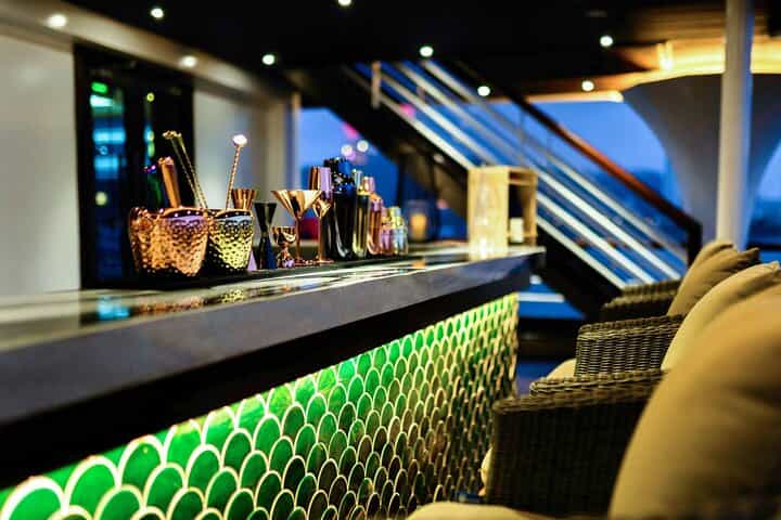 קרוז בוס 3 ימים חקור את מפרץ האלונג מהאני