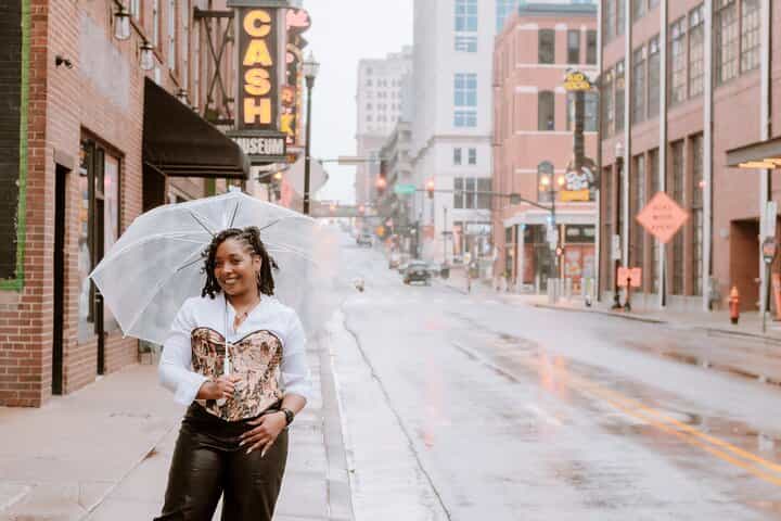 Private Vacation Photoshoot with Photographer in Nashville