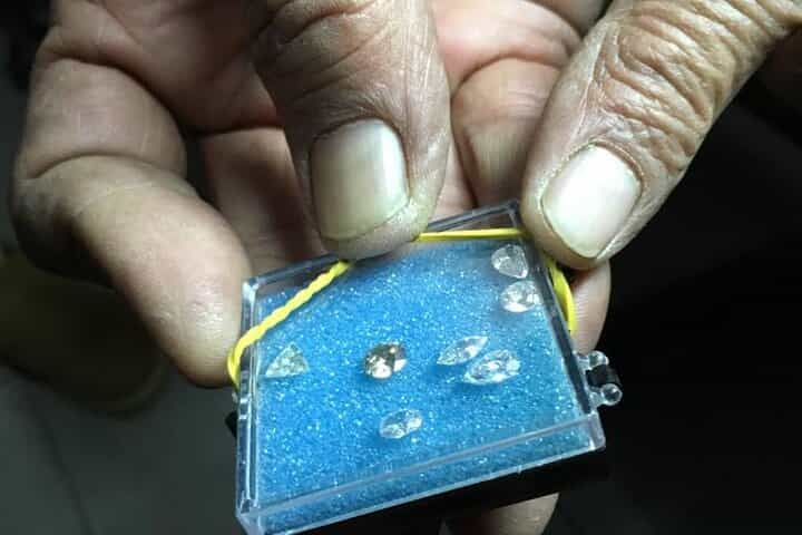 טכנולוגיה פוגשת מסורת - מאחורי הקלעים - בורסה היהלומים של ישראל