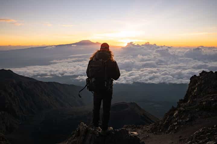 מסלול טיול בן 8 ימים על הר קילימנג'רו דרך רונגאי