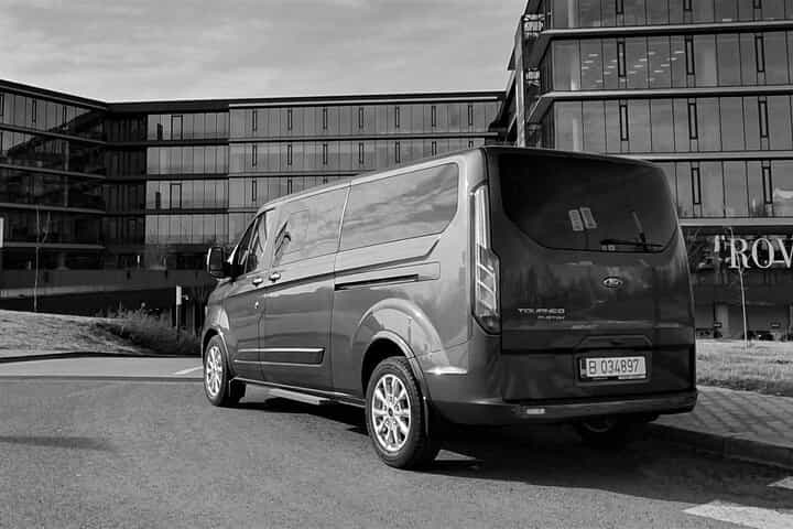 בוקרשט לשדה התעופה אוטופני (הנרי קואנדה) - העברה פרטית מ - רכב