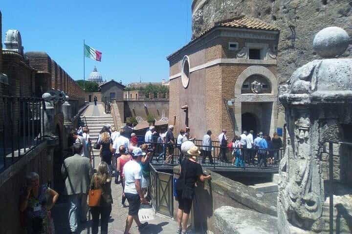 Rome: Castel Sant' Angelo with Wine Tasting, Half Day Tour