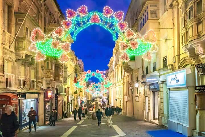 Valletta’s Festive Lights Tour: A Private Christmas Walk