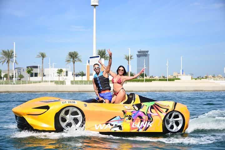 דובאי: רכיבת רכב ג'ט מרגשת: חוו את המהירות למשך 30 דקות