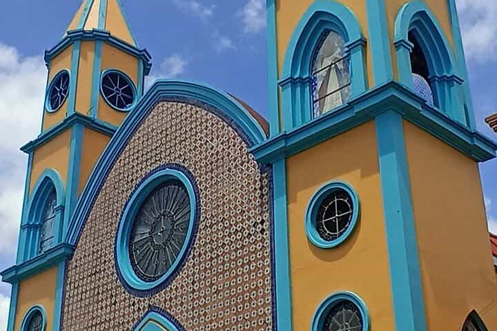 The Chocolate House and the Cookie