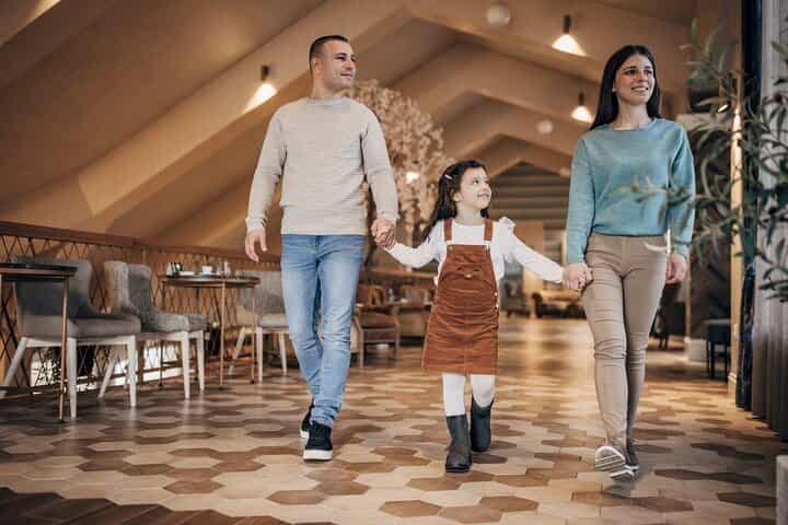 Discovering Dublin on a Private Christmas Walking Tour