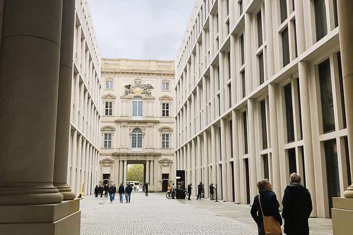 חידון והתאהבות על האי המוזיאונים בברלין