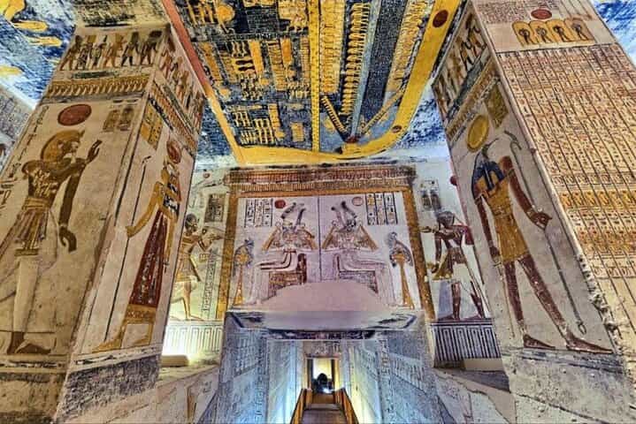 Private Day Tour of Luxor East & West Bank Temples and Tombs