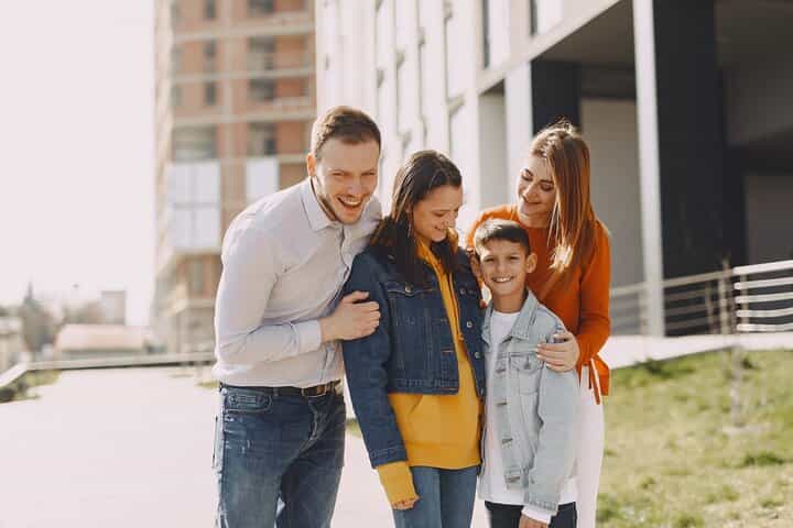 Explore History and Family Walking Tour in Mons