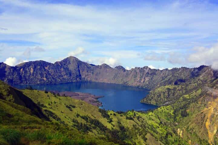 Rinjani Hike 3 Days 2 Nights