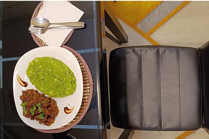 Traditional Kenyan Cooking Class and Dining Experience